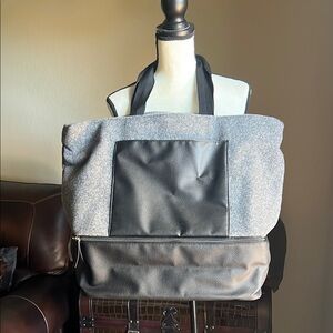 DSW Gray and Black Travel Bag